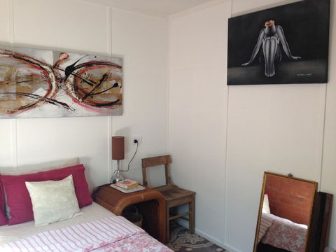 XYL Pets Friendly Seaside Boutique Guesthouse - Taree Accommodation 13