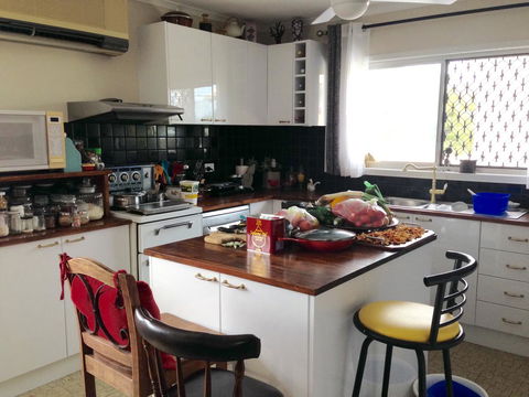 XYL Pets Friendly Seaside Boutique Guesthouse - Taree Accommodation 2
