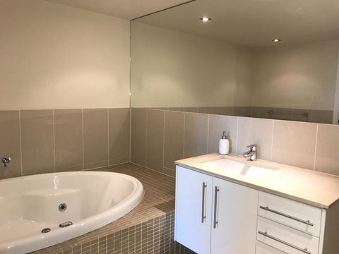 Proximity Waterfront Apartments - Taree Accommodation 22