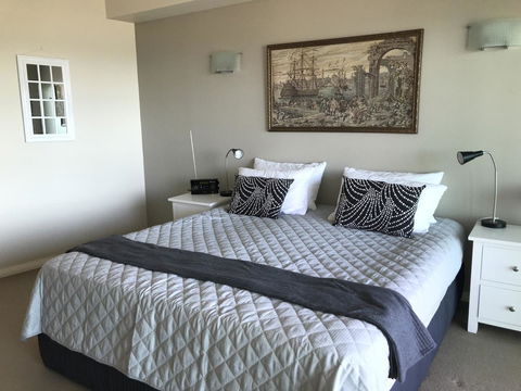 Proximity Waterfront Apartments - Taree Accommodation 19