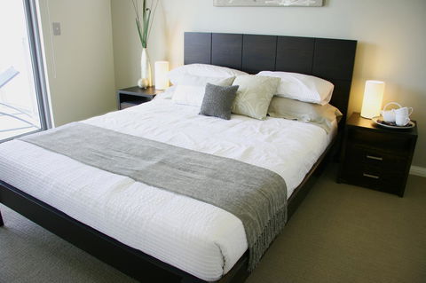 Proximity Waterfront Apartments - Taree Accommodation 36