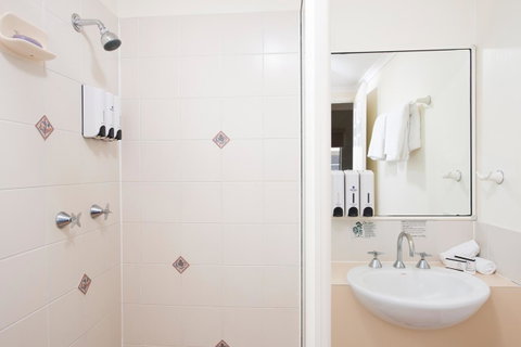 Park Regis Anchorage - Taree Accommodation 9