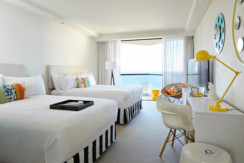 QT Gold Coast - Taree Accommodation 5