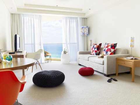 QT Gold Coast - Taree Accommodation 30