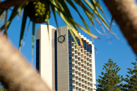 QT Gold Coast - Taree Accommodation 1