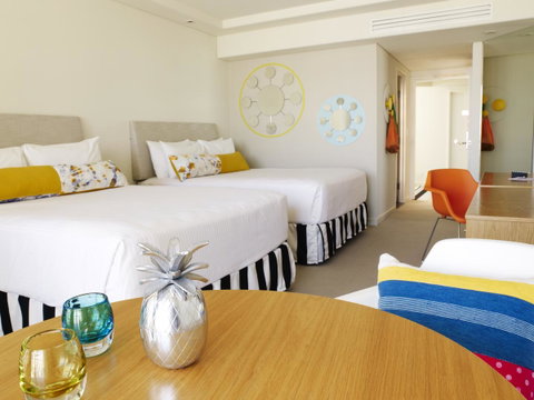 QT Gold Coast - Taree Accommodation 9