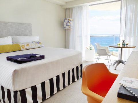 QT Gold Coast - Taree Accommodation 8