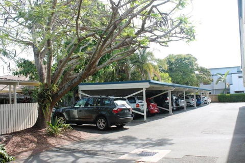 At The Sound Noosa Motel - Taree Accommodation 17