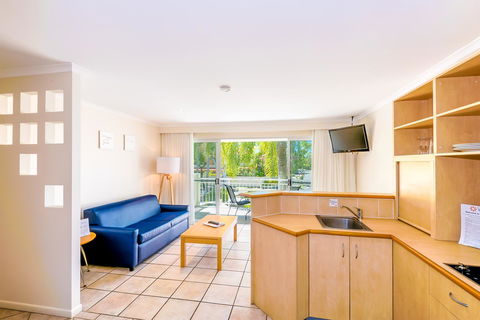 At The Sound Noosa Motel - Taree Accommodation 25