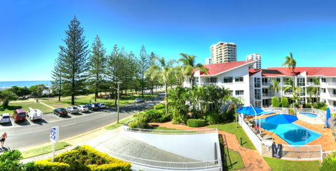 Le Beach Apartments - Taree Accommodation 24