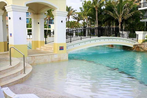 The Towers Of Chevron Renaissance - Holidays Gold Coast - Taree Accommodation 26