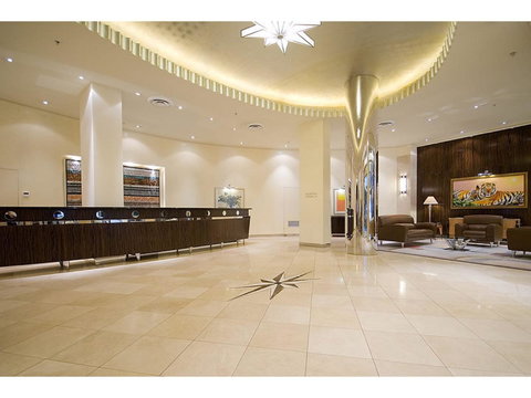 The Towers Of Chevron Renaissance - Holidays Gold Coast - Taree Accommodation 31