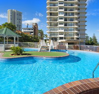 ULTIQA Beach Haven on Broadbeach - Taree Accommodation