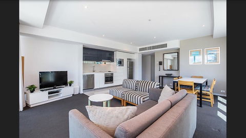 Gold Coast Private Apartments - H Residences, Surfers Paradise - Taree Accommodation 33