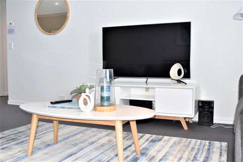 Gold Coast Private Apartments - H Residences, Surfers Paradise - Taree Accommodation 14