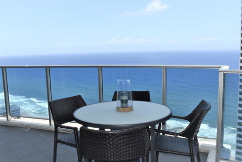 Gold Coast Private Apartments - H Residences, Surfers Paradise - Taree Accommodation 1