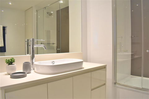 Gold Coast Private Apartments - H Residences, Surfers Paradise - Taree Accommodation 13