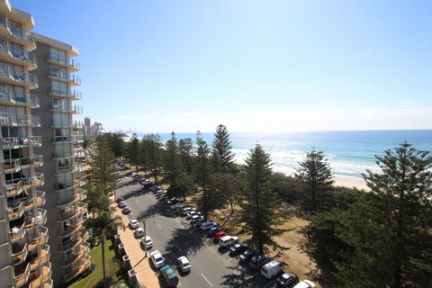 Oceania On Burleigh Beach - Taree Accommodation 24