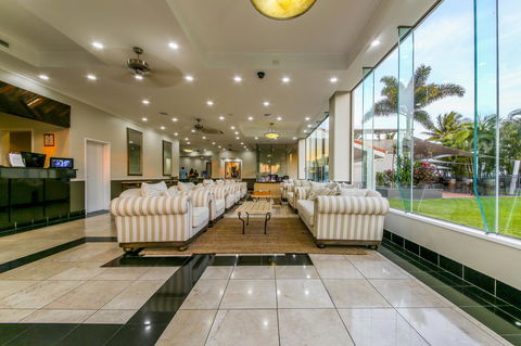 Mantra Mackay - Taree Accommodation 24