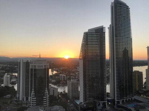 Novotel Surfers Paradise - Taree Accommodation 5