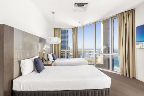Novotel Surfers Paradise - Taree Accommodation 2