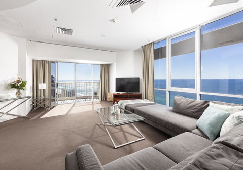Novotel Surfers Paradise - Taree Accommodation 3