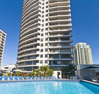 Surfers International Apartments - Taree Accommodation