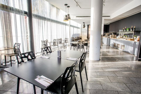 Mercure Brisbane Spring Hill - Taree Accommodation 10