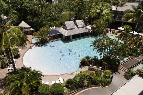 Novotel Cairns Oasis Resort - Taree Accommodation 37