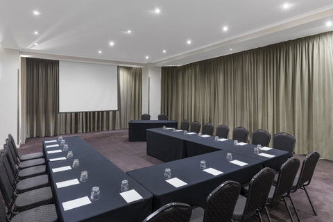 Vibe Hotel Gold Coast - Taree Accommodation 36