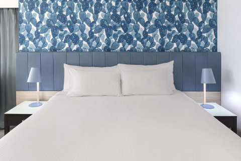 Vibe Hotel Gold Coast - Taree Accommodation 19