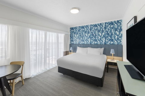Vibe Hotel Gold Coast - Taree Accommodation 8