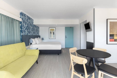 Vibe Hotel Gold Coast - Taree Accommodation 35