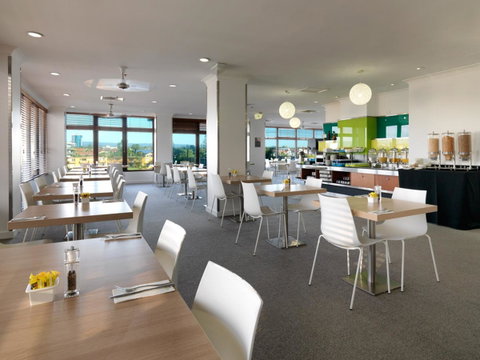 Vibe Hotel Gold Coast - Taree Accommodation 34