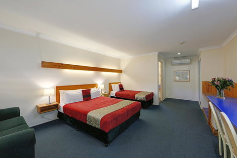 Smart Motels Bert Hinkler - Taree Accommodation 11
