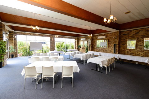 Smart Motels Bert Hinkler - Taree Accommodation 36