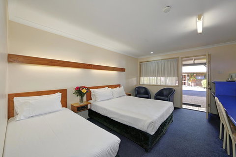 Smart Motels Bert Hinkler - Taree Accommodation 18