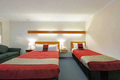 Smart Motels Bert Hinkler - Taree Accommodation 9