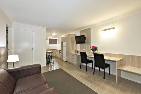 Smart Motels Bert Hinkler - Taree Accommodation 31
