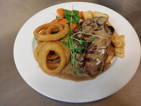 Burke & Wills Motor Inn - Taree Accommodation 11