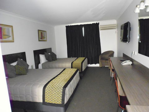 Burke & Wills Motor Inn - Taree Accommodation 24