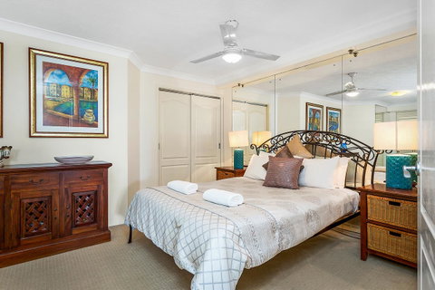 Gemini Court Holiday Apartments - Taree Accommodation 12