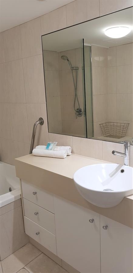 Gemini Court Holiday Apartments - Taree Accommodation 20