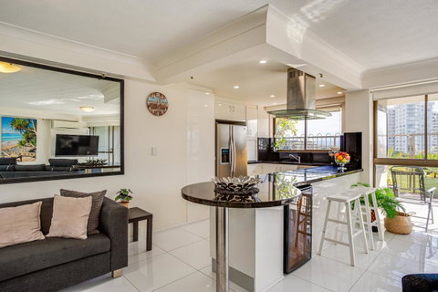 Gemini Court Holiday Apartments - Taree Accommodation 7