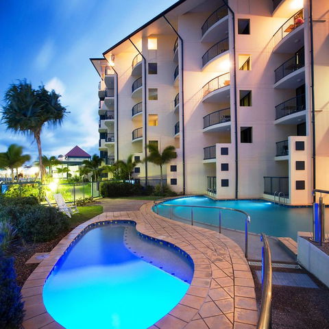 Mantra Hervey Bay - Taree Accommodation 22