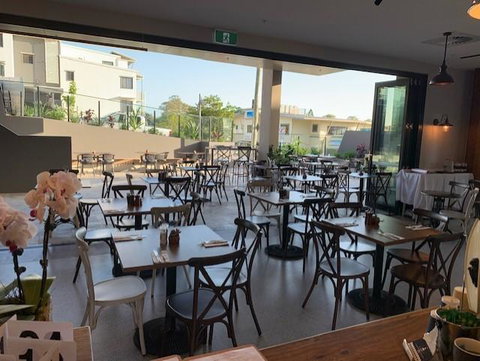 Essence Suites Taringa - Taree Accommodation 6