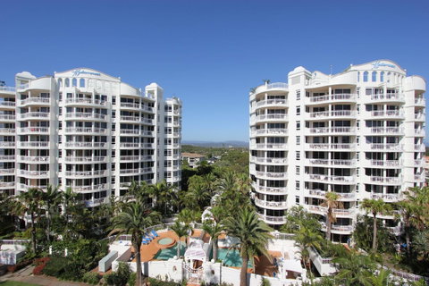 ULTIQA Burleigh Mediterranean Resort - Taree Accommodation 29