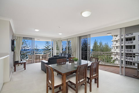 ULTIQA Burleigh Mediterranean Resort - Taree Accommodation 4