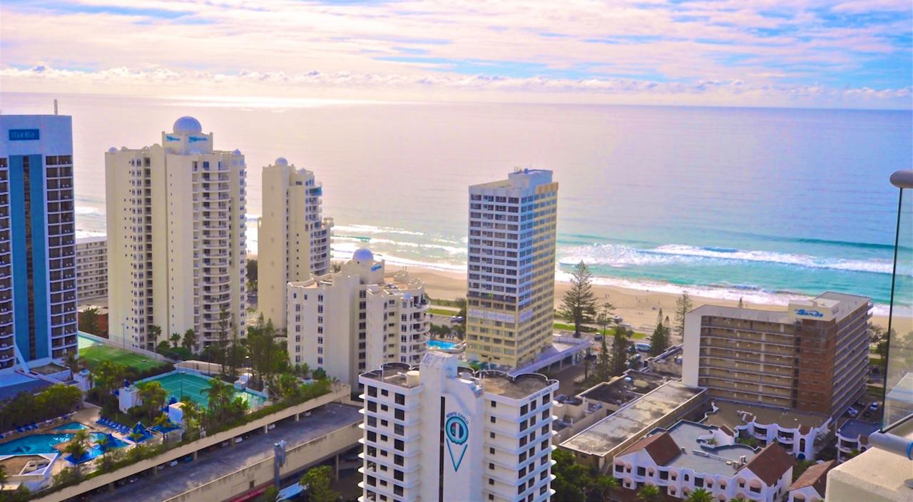 Surfers Paradise QLD Taree Accommodation