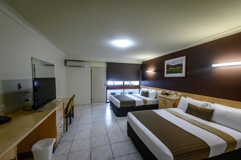 Reef Gateway Hotel - Taree Accommodation 0